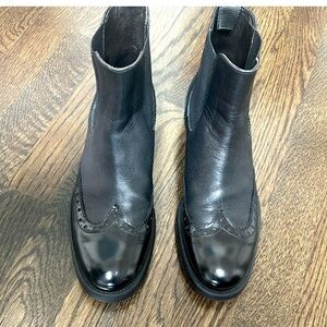 Boemos Italian Made Black Leather Wingtip Ankle Boots Booties